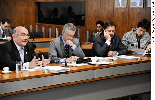 senadores-amazonia-plantio-cana-140513