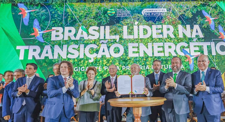 Combustível do Futuro sai do papel com bilhões (de promessas) no tanque