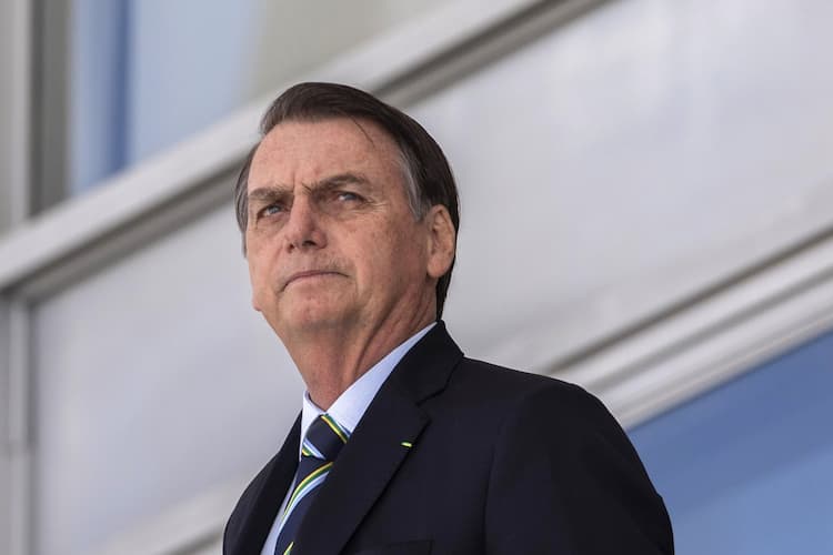 Bolsonaro fala sobre RenovaBio em transmissão no Facebook para defender política ambiental