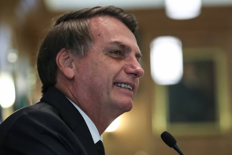 Bolsonaro afirma que é interesse do Brasil que a Índia use cada vez mais etanol