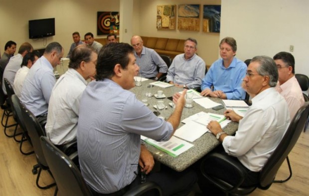 reunião governo ms
