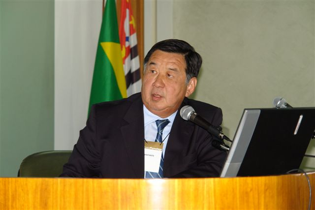 Onorio-Kitayama-040713