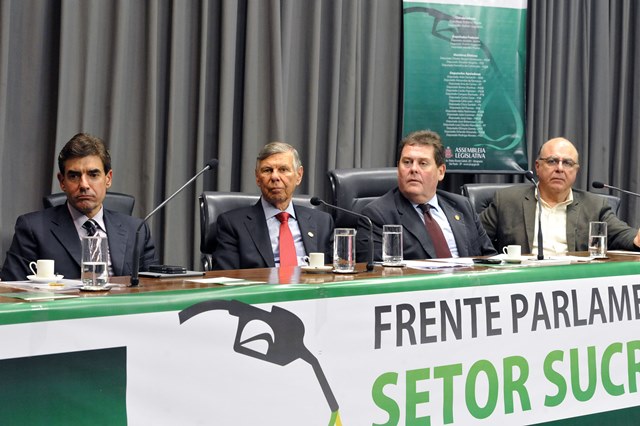 lancamento frenteparlamentar 041013