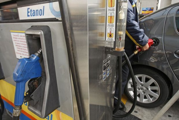 posto-etanol-150413