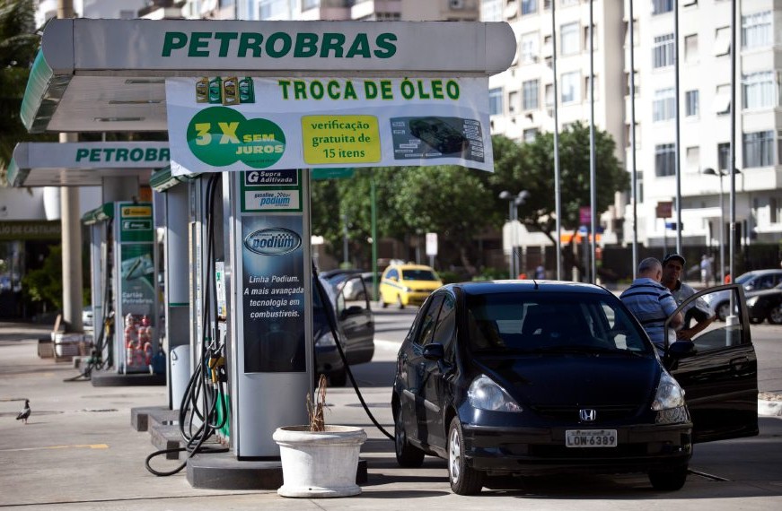 posto combustiveis 021213