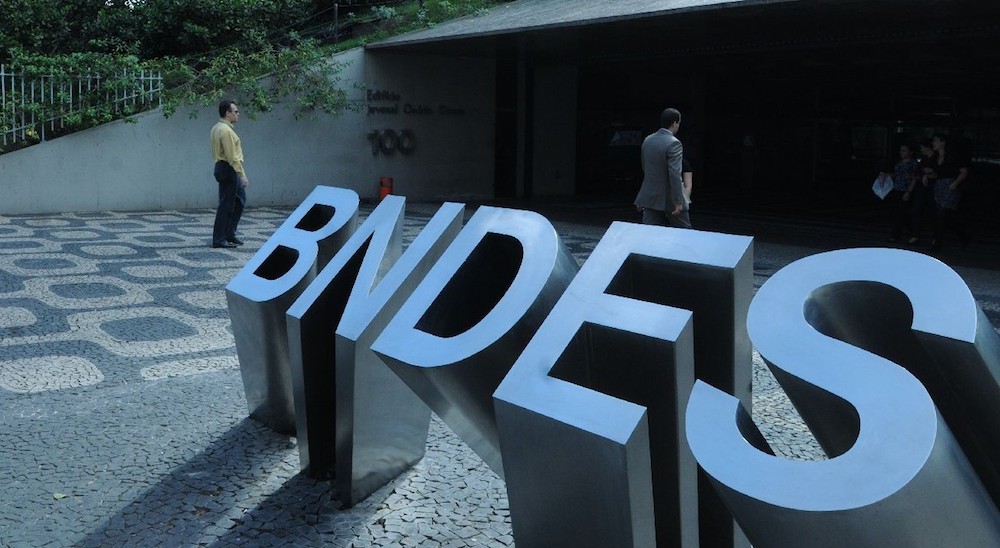 As usinas com crédito no BNDES e onde elas investiram o dinheiro