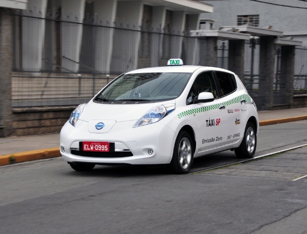 nissan-leaf-taxi-sao-paulo 140514
