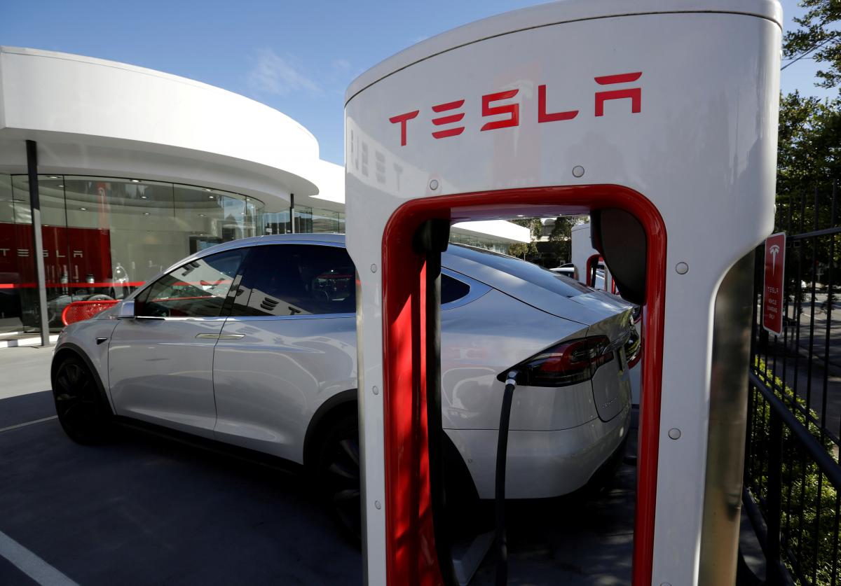 Tesla carregadores rapidos 300118