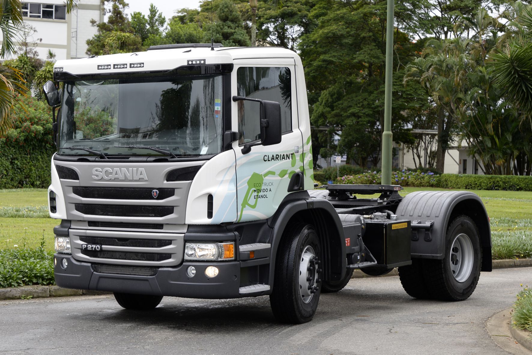 Scania vende primeiros caminhões a etanol