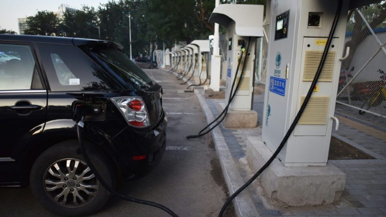 China acelera seu domínio na fabricação de veículos elétricos