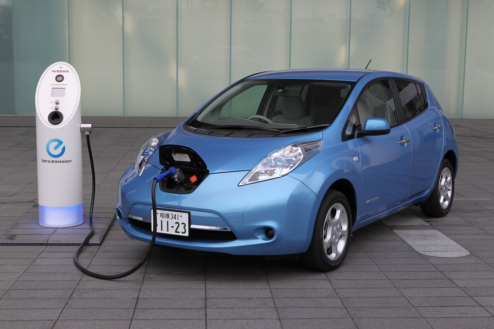 nissan leaf eletrico 261015