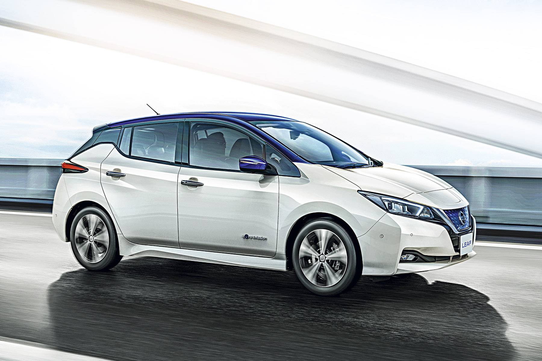 nissan leaf 140219