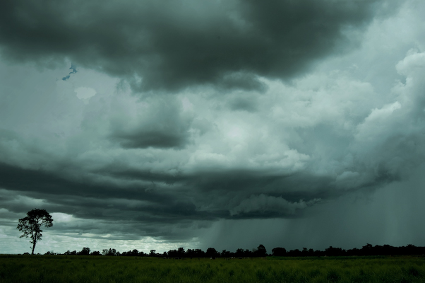 Chuva nublado campo 220115