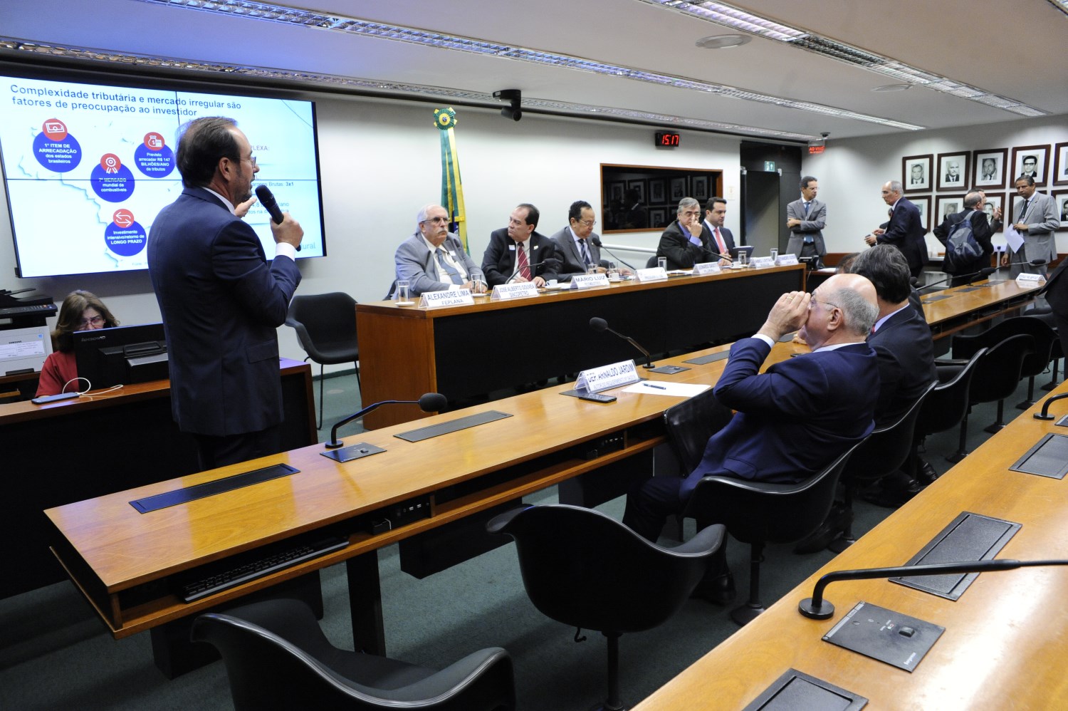 Na Câmara, debatedores divergem sobre venda direta de etanol nos postos de combustíveis