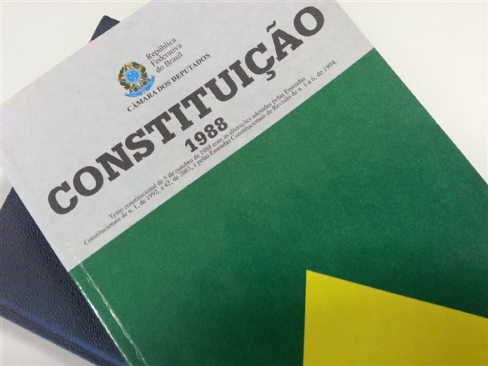 constituicao federal 1988 100215