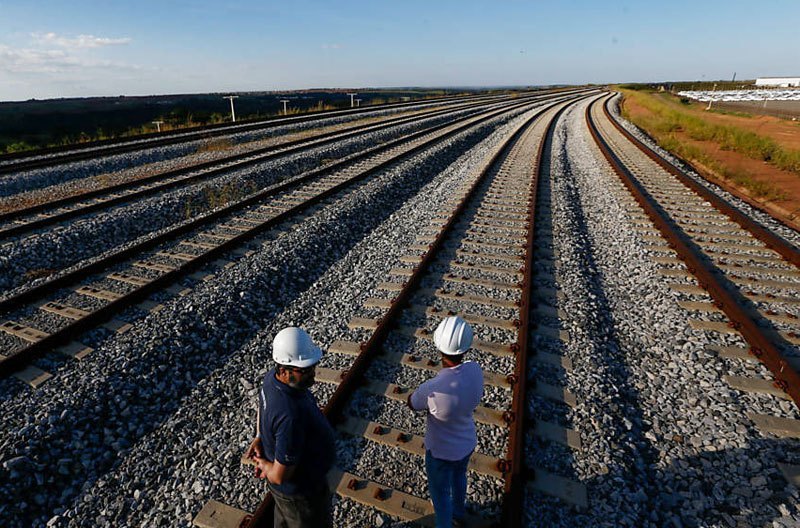 Cosan vai participar de leilões de terminais portuários e da ferrovia Norte-Sul