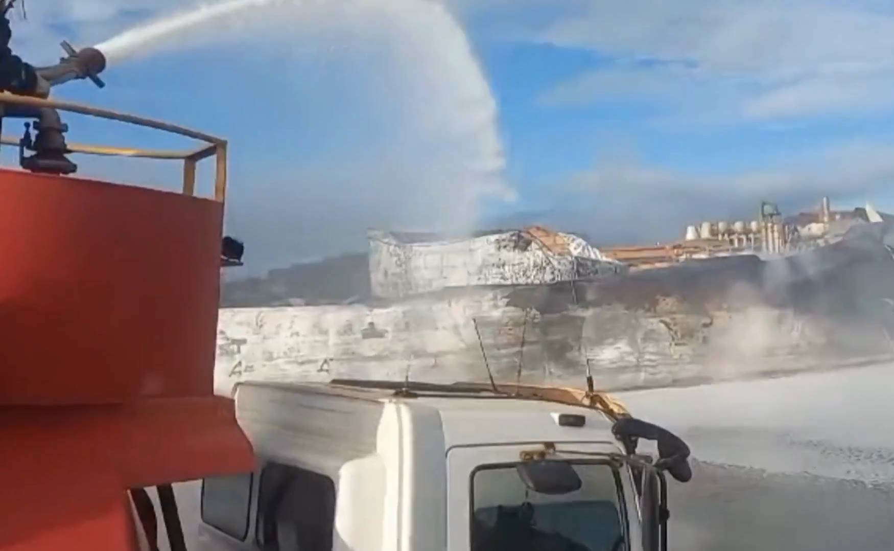 Raios atingem usina da Coruripe e causam incêndio em tanques de etanol