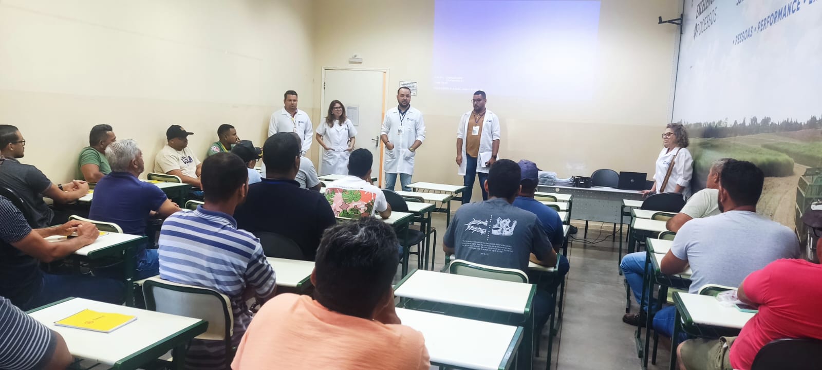 Fundação FAT promove programas de layoff para usinas da Clealco e Nova Aralco