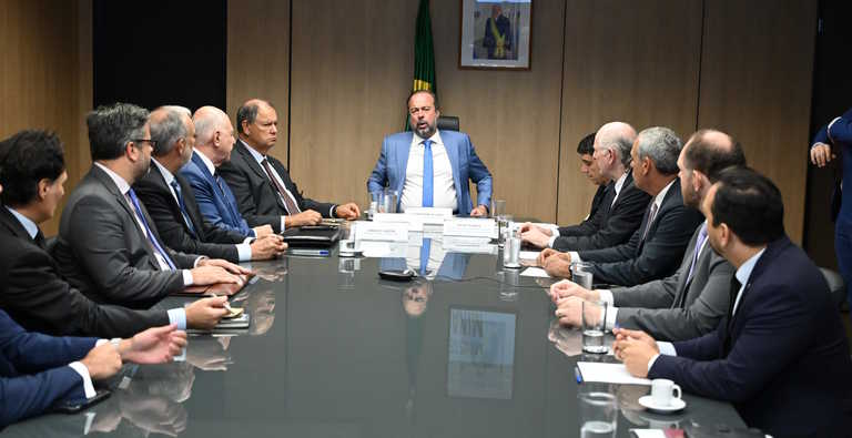 Reunião com MME, deputados e executivos discute combate a fraudes nos biocombustíveis