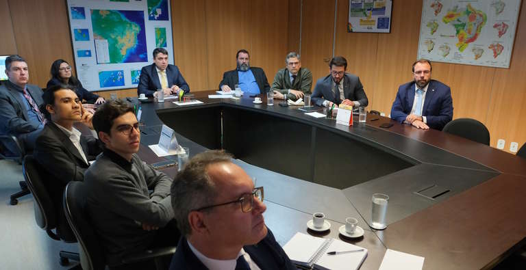 MME reúne setor produtivo para mapear efeitos de tarifas norte-americanas