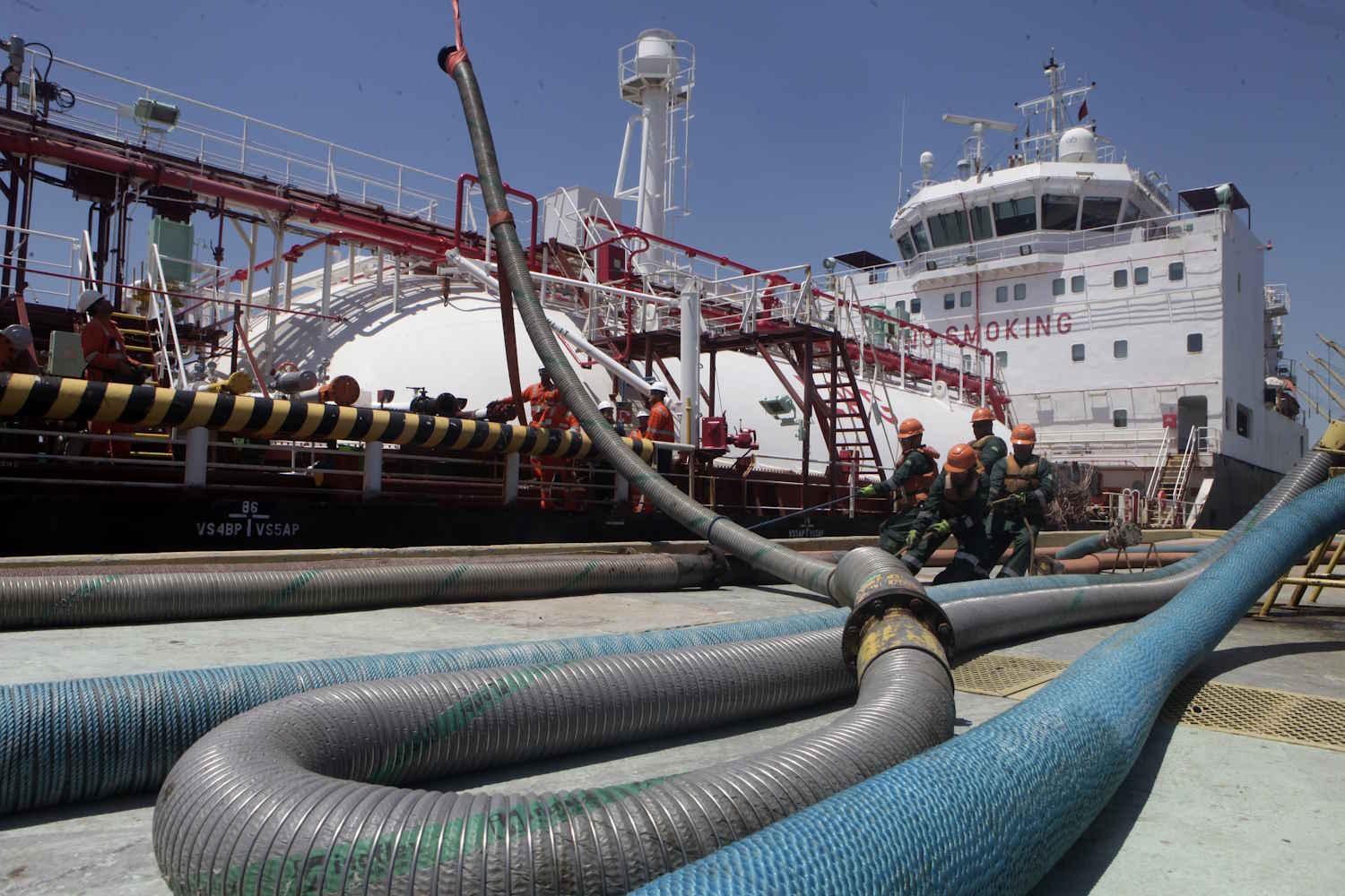 Petrobras vende combustível para navio com conteúdo renovável em Singapura