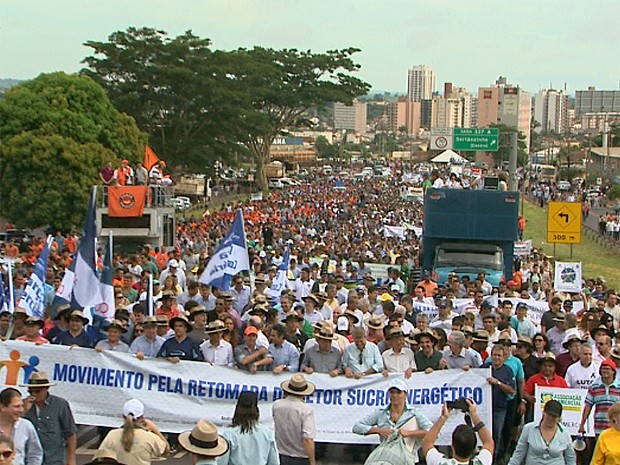 Após 3h30 de protesto, rodovias em Sertãozinho (SP) são liberadas