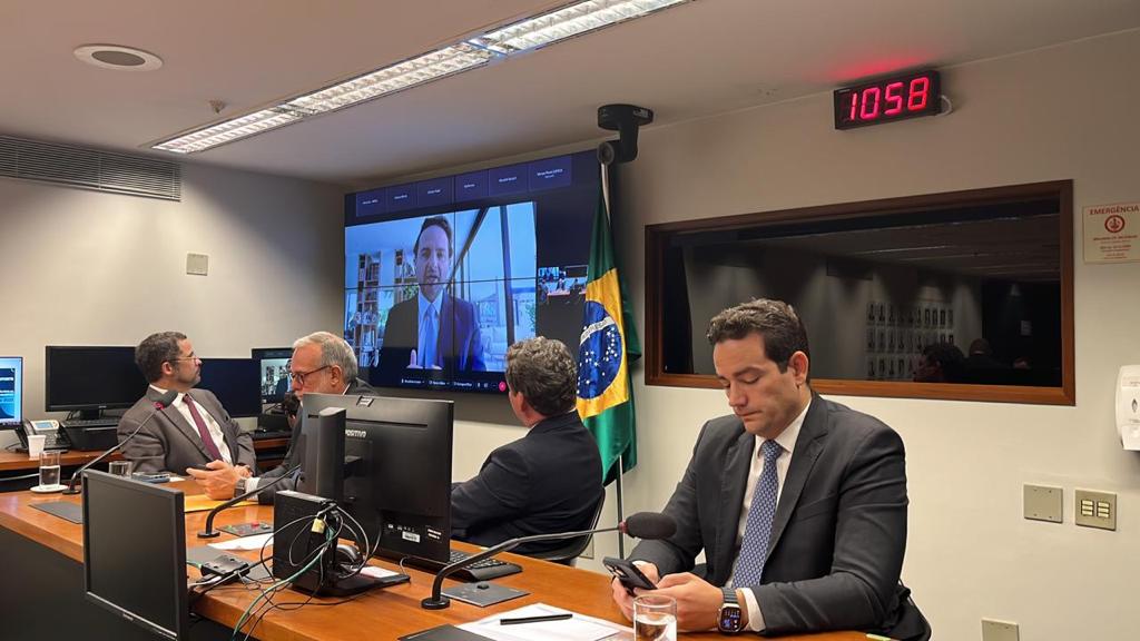 Unica defende competividade do etanol na reforma tributária