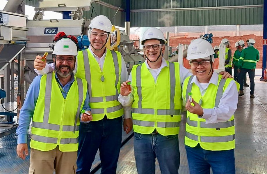 Acelen Renováveis realiza primeira extração industrial de óleo de macaúba