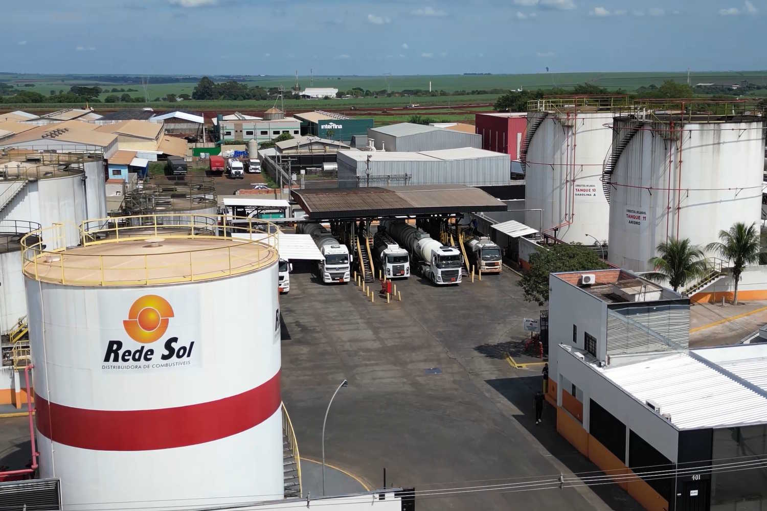 Petrobras deixa de vender combustíveis à distribuidora com suspeita de ligação com PCC