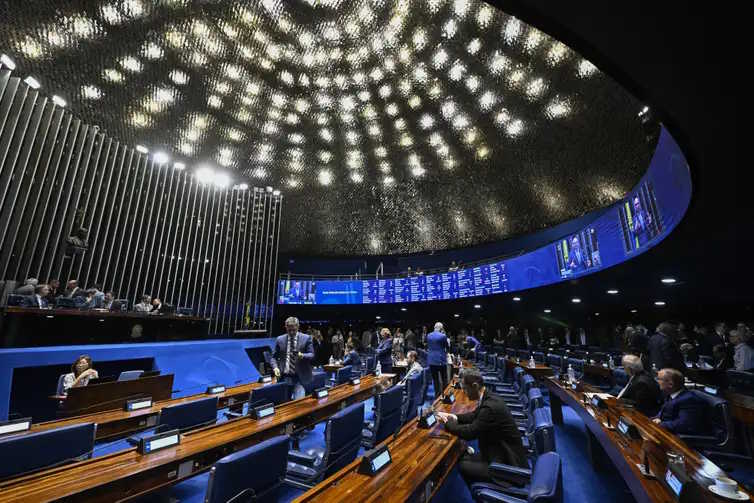 Senado aprova plano para fabricação de fertilizantes no Brasil