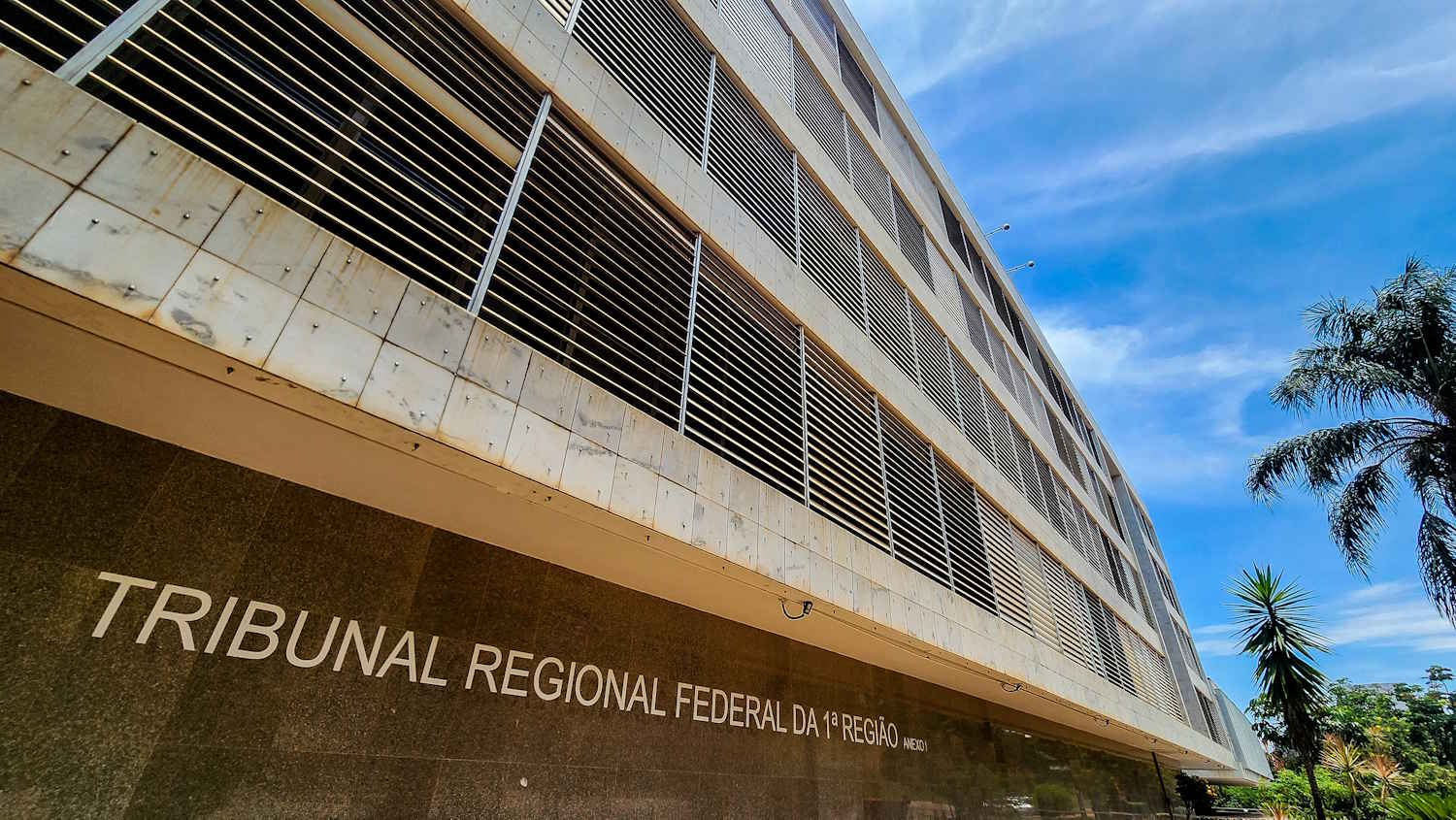 Justiça derruba suspensão e libera cobrança de imposto de 12% sobre exportação de petróleo