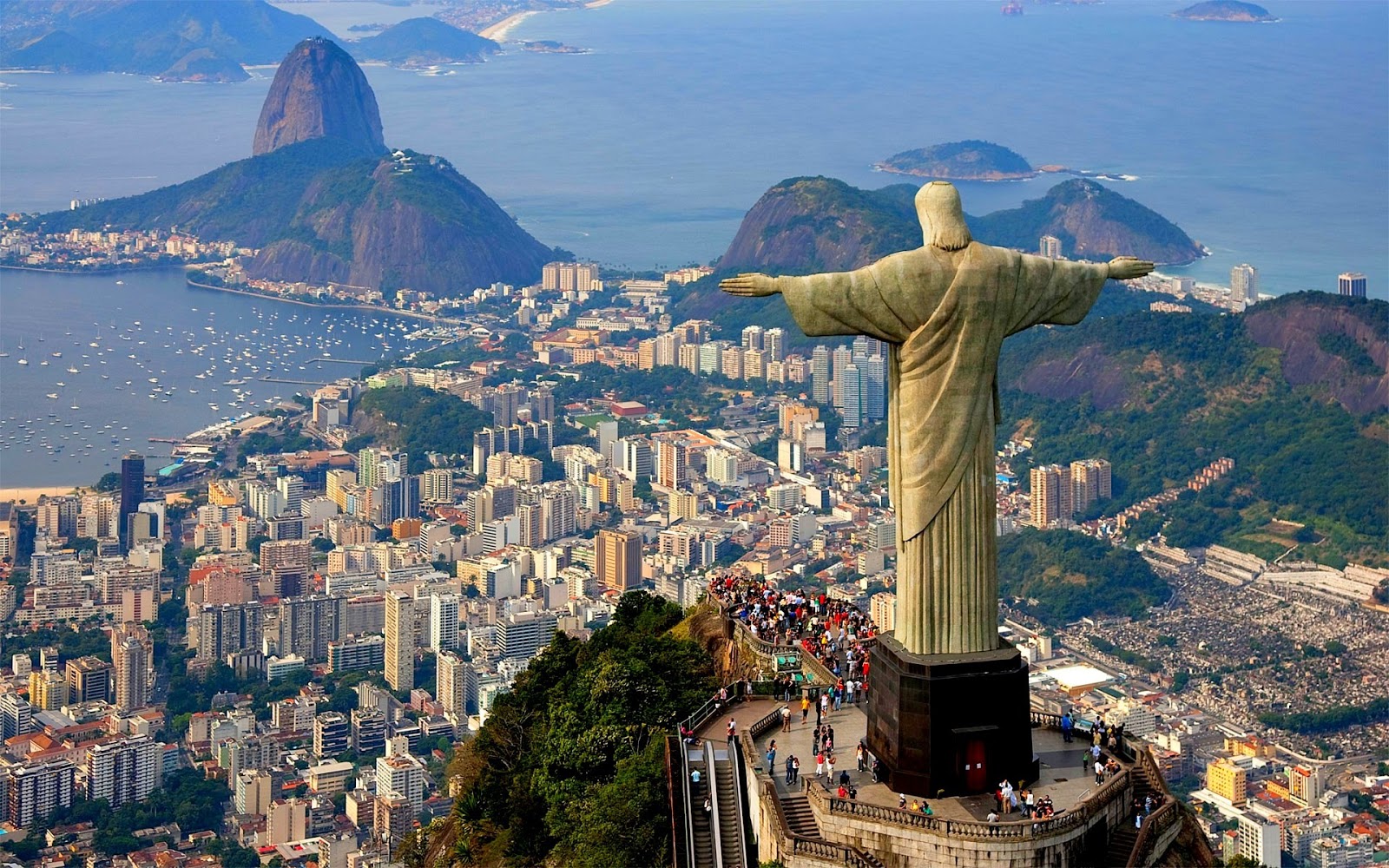 Mais da metade do etanol comercializado no Rio de Janeiro não paga impostos