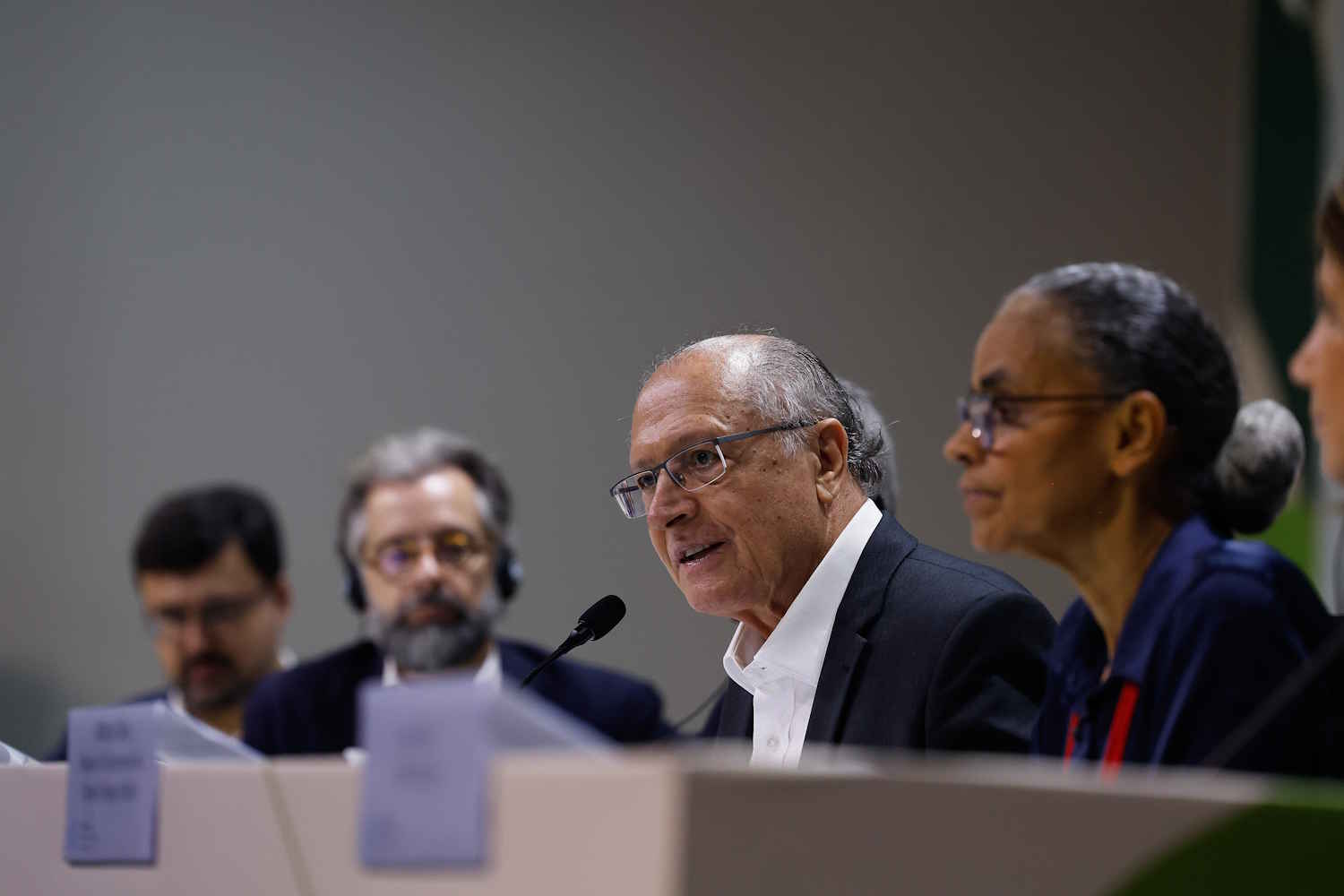 Alckmin defende mapas de ações integrados para acelerar saída da dependência de fósseis