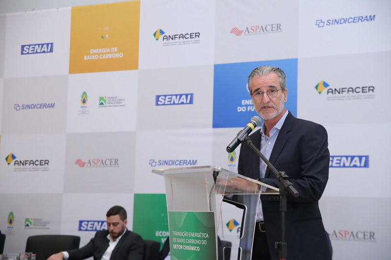 Setor de cerâmica quer substituir 50% do gás natural por biometano de cana até 2030