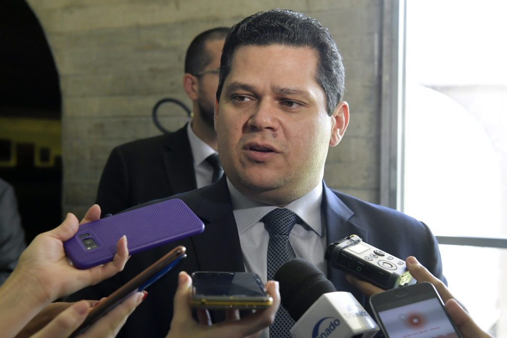 Venda direta de etanol está entre as prioridades de Davi Alcolumbre