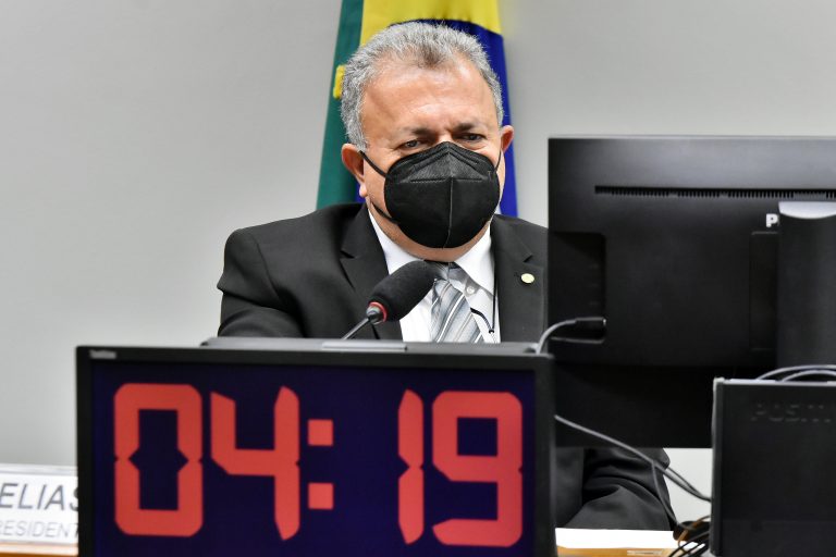 Parlamentares defendem venda direta de etanol aos postos de combustíveis