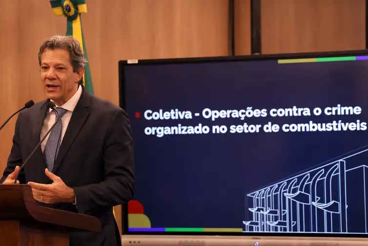 Operações contra crime no setor de combustíveis bloquearam R$ 3,2 bilhões