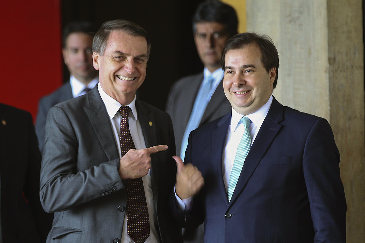 Bolsonaro buscará Maia para acelerar projeto de venda direta de etanol, diz dirigente
