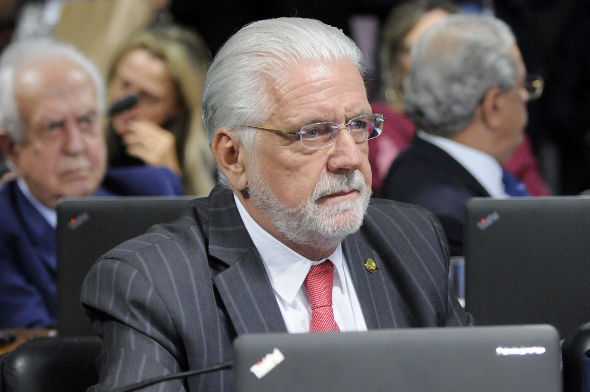 Senador Jaques Wagner solicita suspensão da cota para importação do etanol sem tarifa
