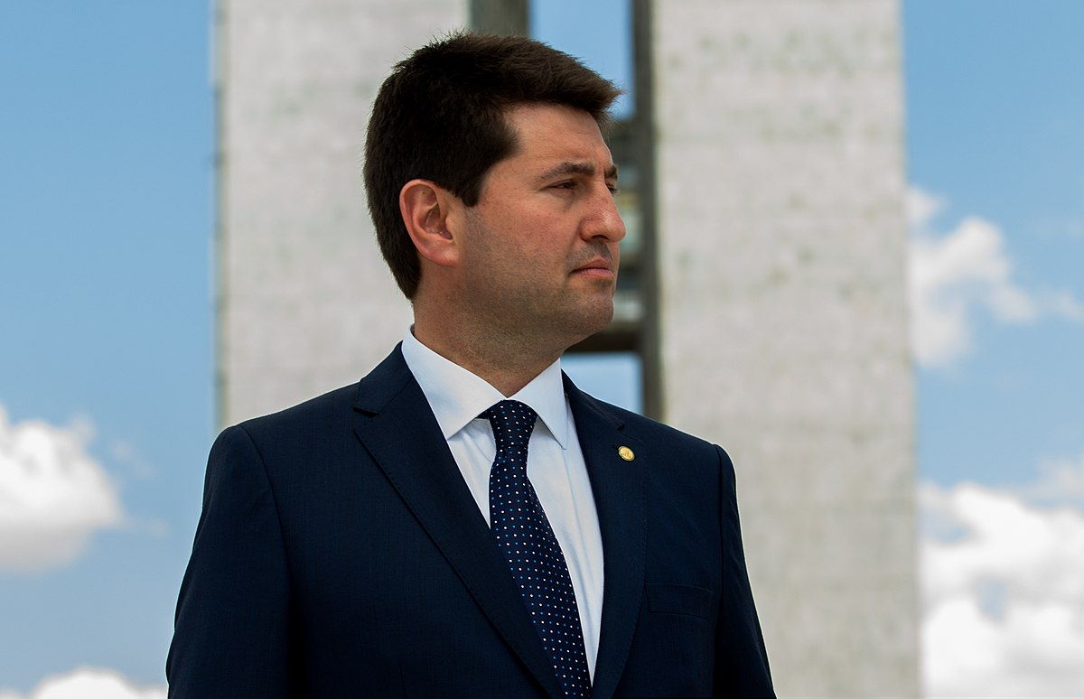 Parlamentares querem derrubar veto presidencial sobre tributação dos CBios