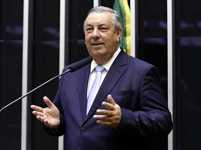 Projeto que estipula pagamento por CBios a fornecedores de cana avança na Câmara