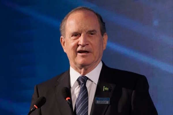 Tarifaço dos EUA cria rotas indiretas para produtos brasileiros, diz Furlan