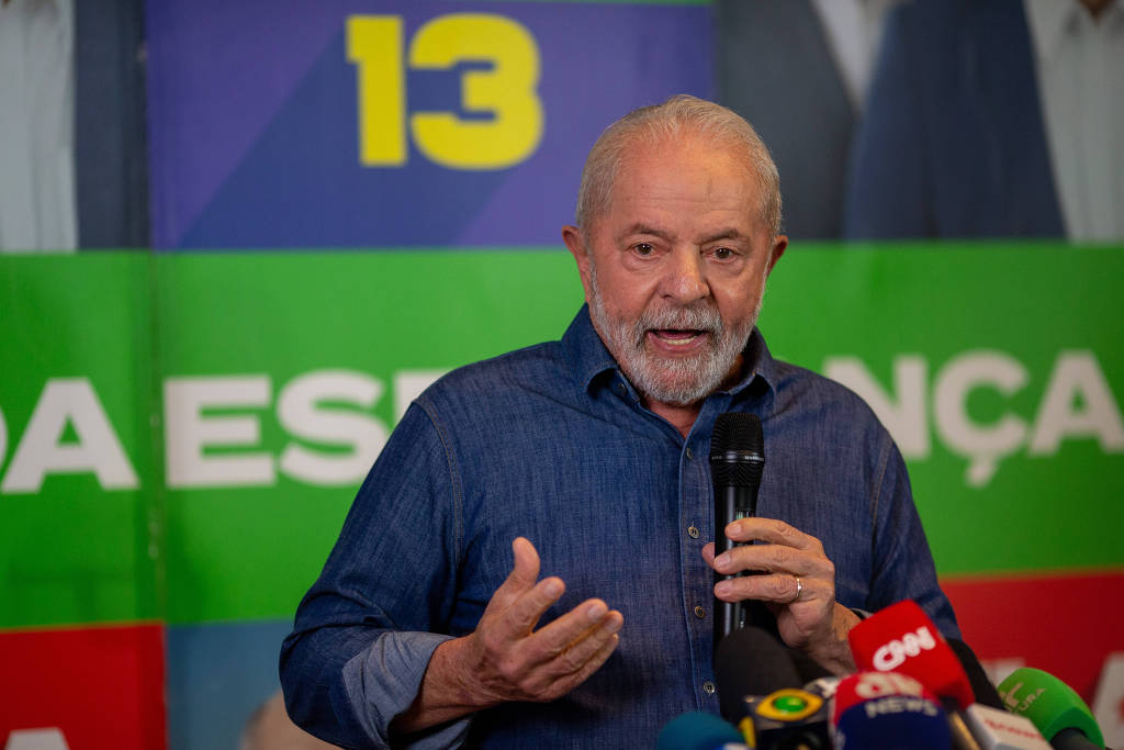 Lula diz que decisão da Petrobras de mudar política de preços é “vitória do povo”