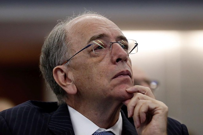 Parente diz que política de preços da Petrobras será mantida