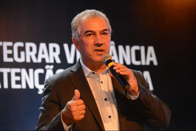 “Pergunte para os donos dos postos”, diz governador do MS sobre aumento do etanol