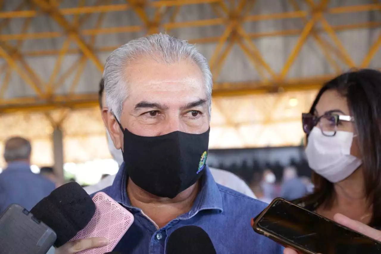 “Pouco muda se Petrobras não se mexer”, diz Reinaldo Azambuja sobre ICMS