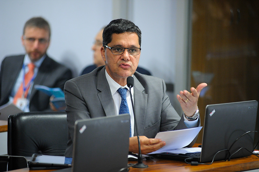 Preço dos combustíveis voltará a ser discutido no Senado