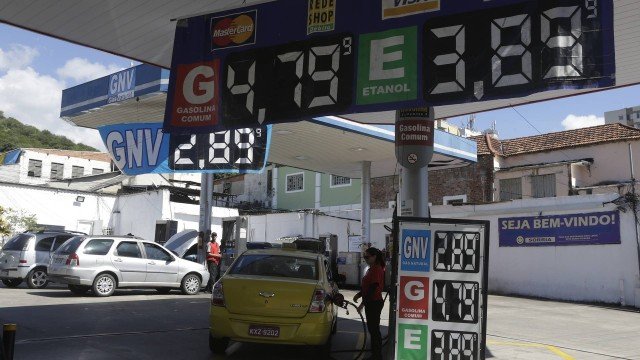 Governo do Rio de Janeiro envia projeto para reduzir ICMS sobre etanol