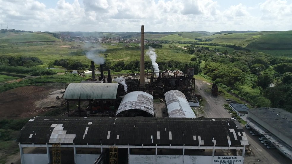 Impasse entre governo de Pernambuco e cooperativa impede usina de voltar a moer