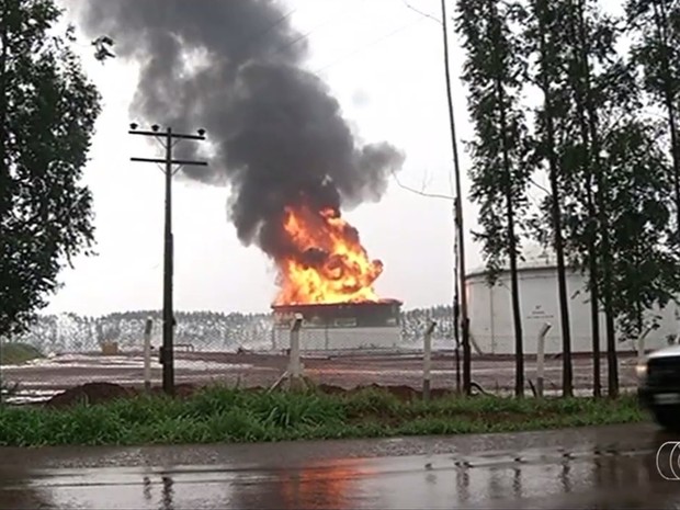 incendio-raizen-jatai-241016
